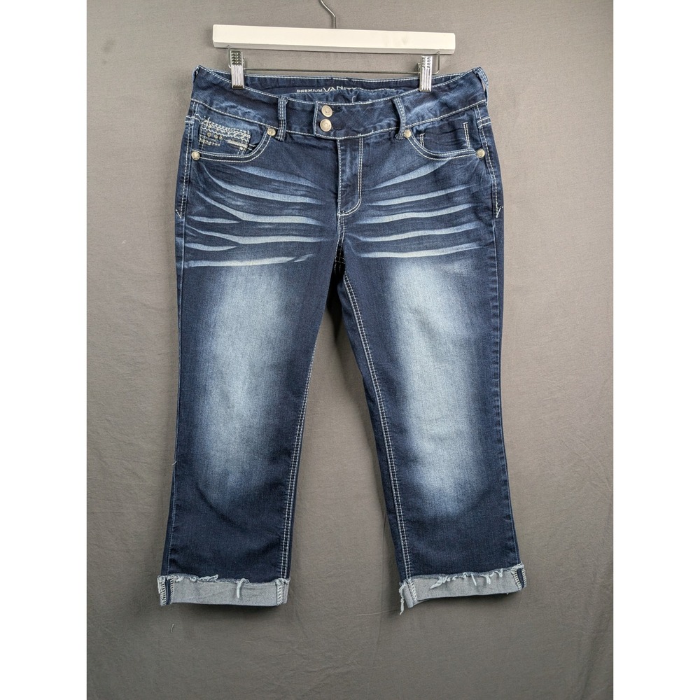 Premium Vanity Collection Womens Size 30 Dark Wash Embellished Capris